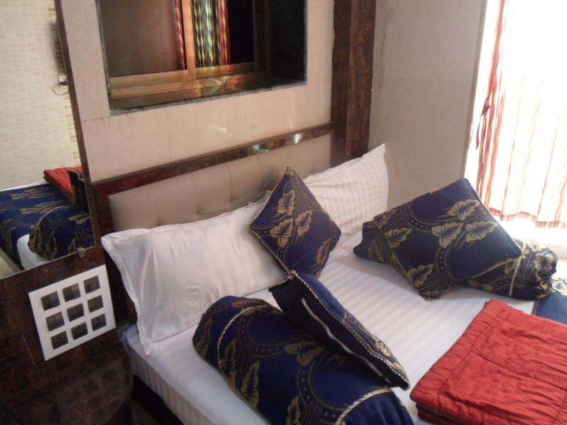 מומביי Hotel Paris Residency מראה חיצוני תמונה